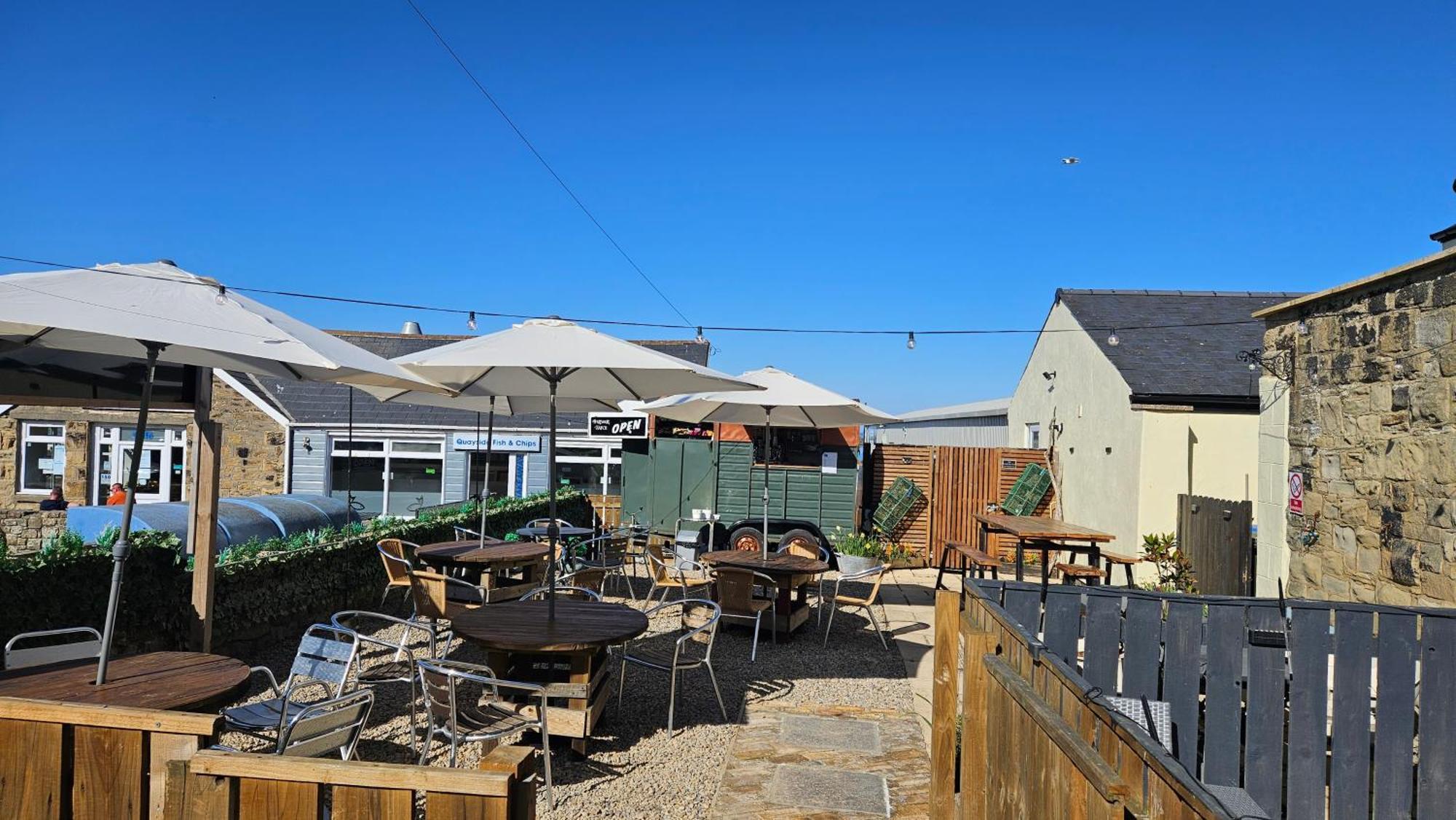 ホテル Amble Harbour Retreats エクステリア 写真